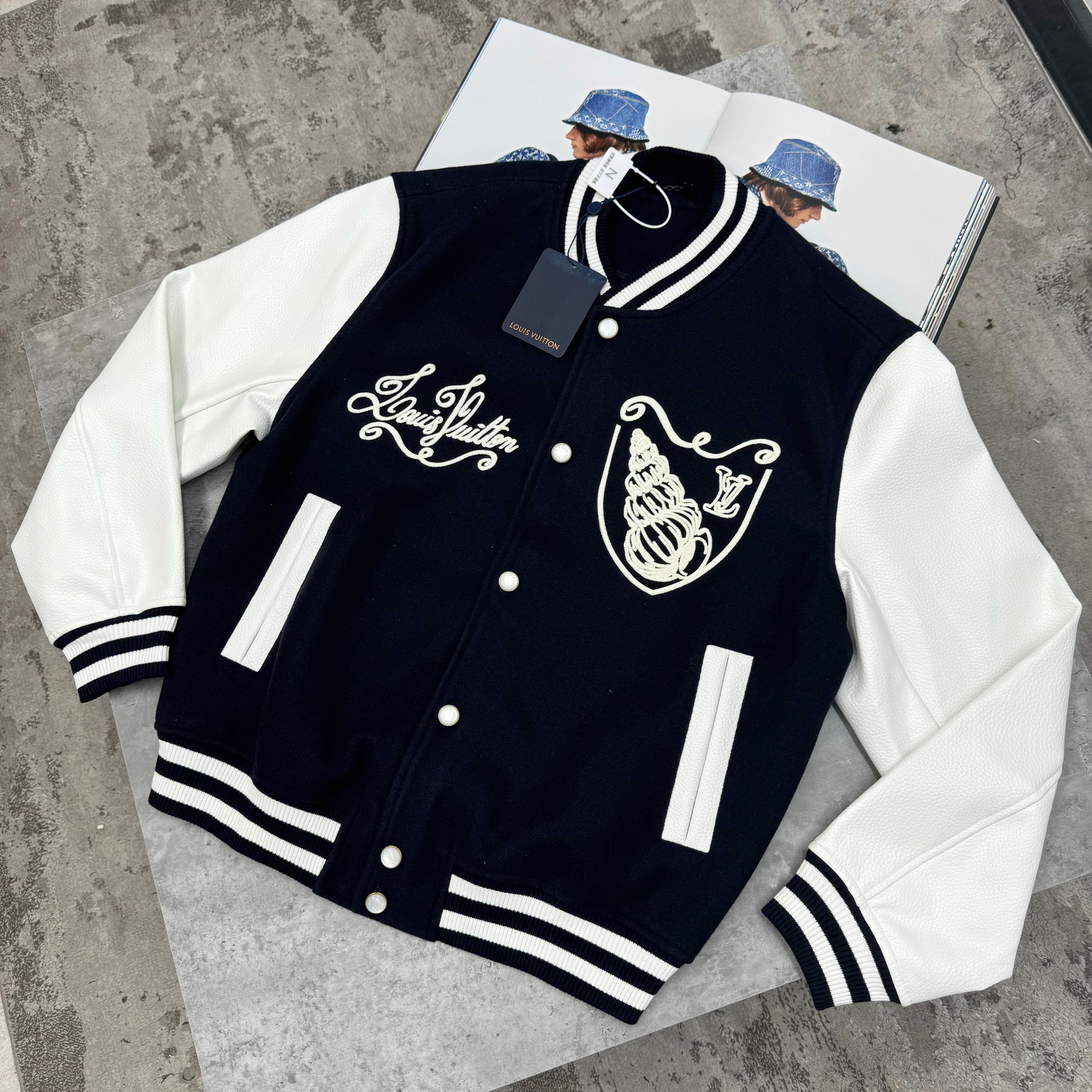 LVE - VARSITY JACKET - NAVY