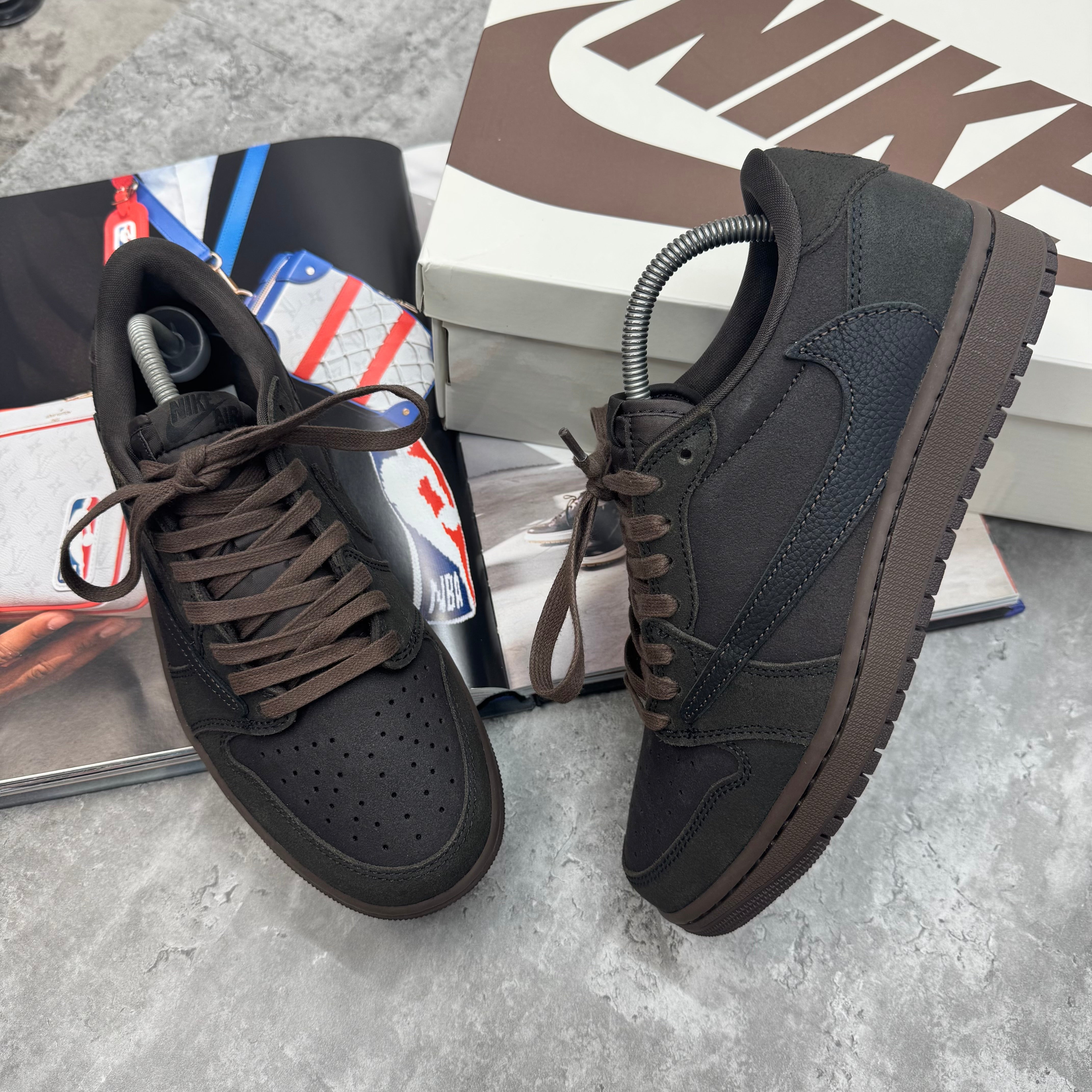 (PRE-ORDER) N X TS - AIR JORDAN 1 - CHOCOLATE