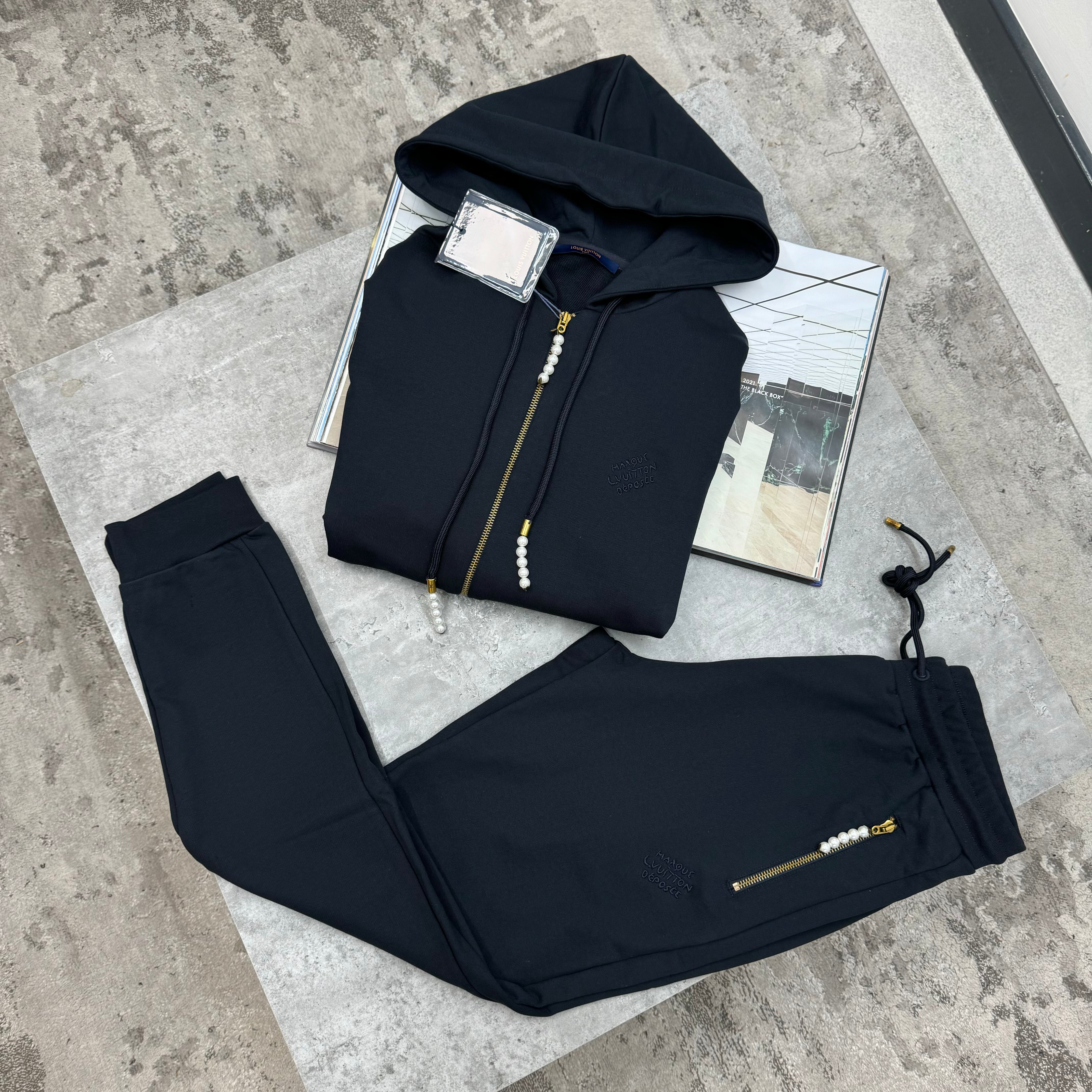 LVE - TRACKSUIT - NAVY