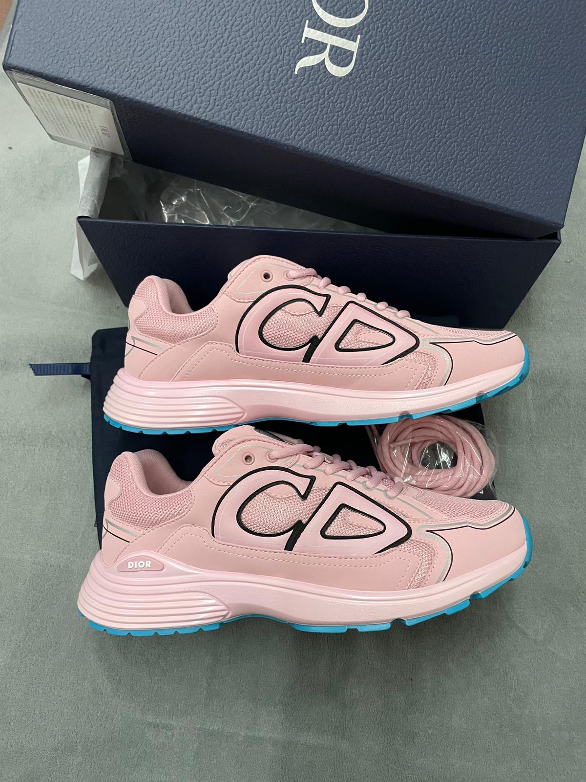 B30 - TRAINER - PINK (PRE-ORDER)