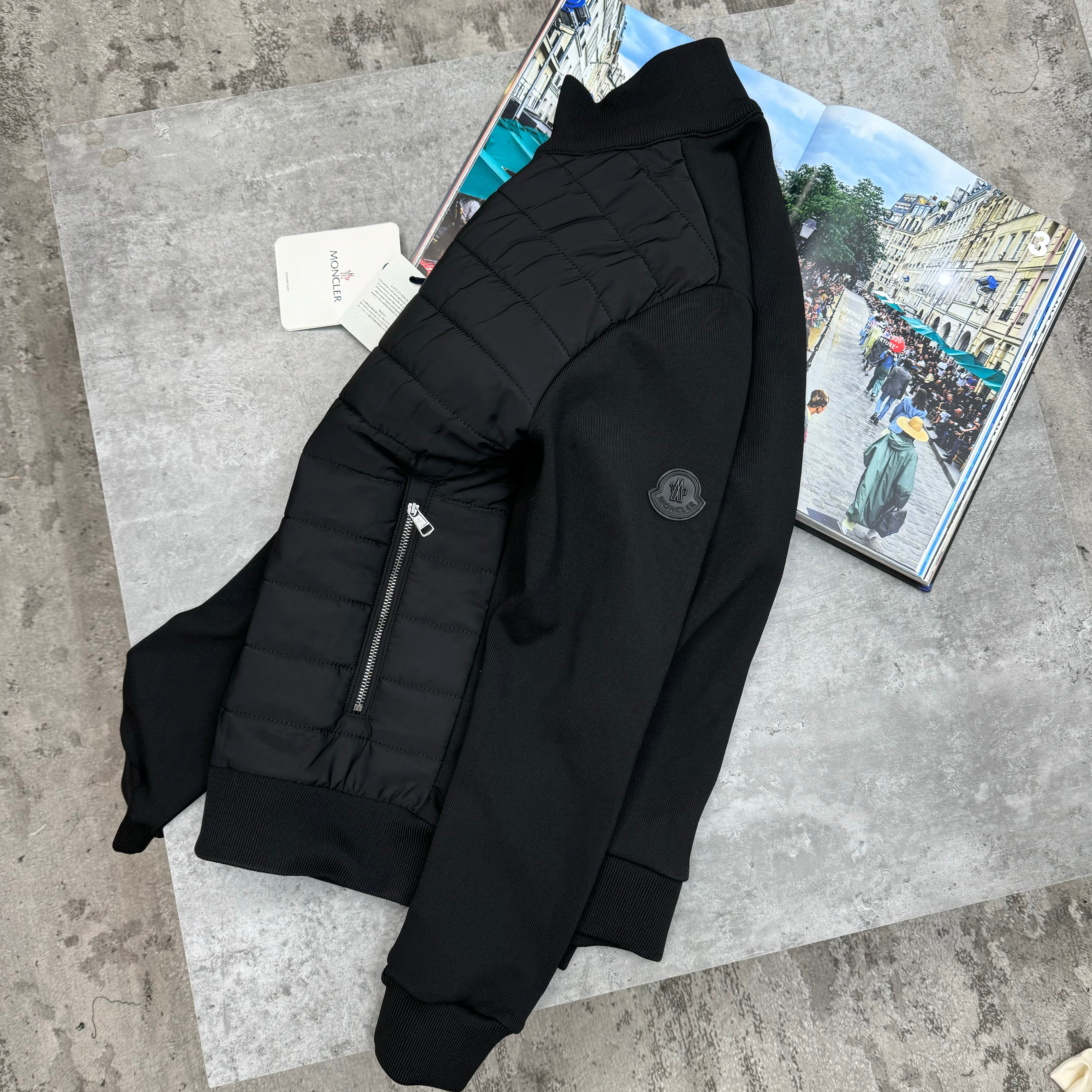 MNCLR - BLACK BADGE JACKET - BLACK