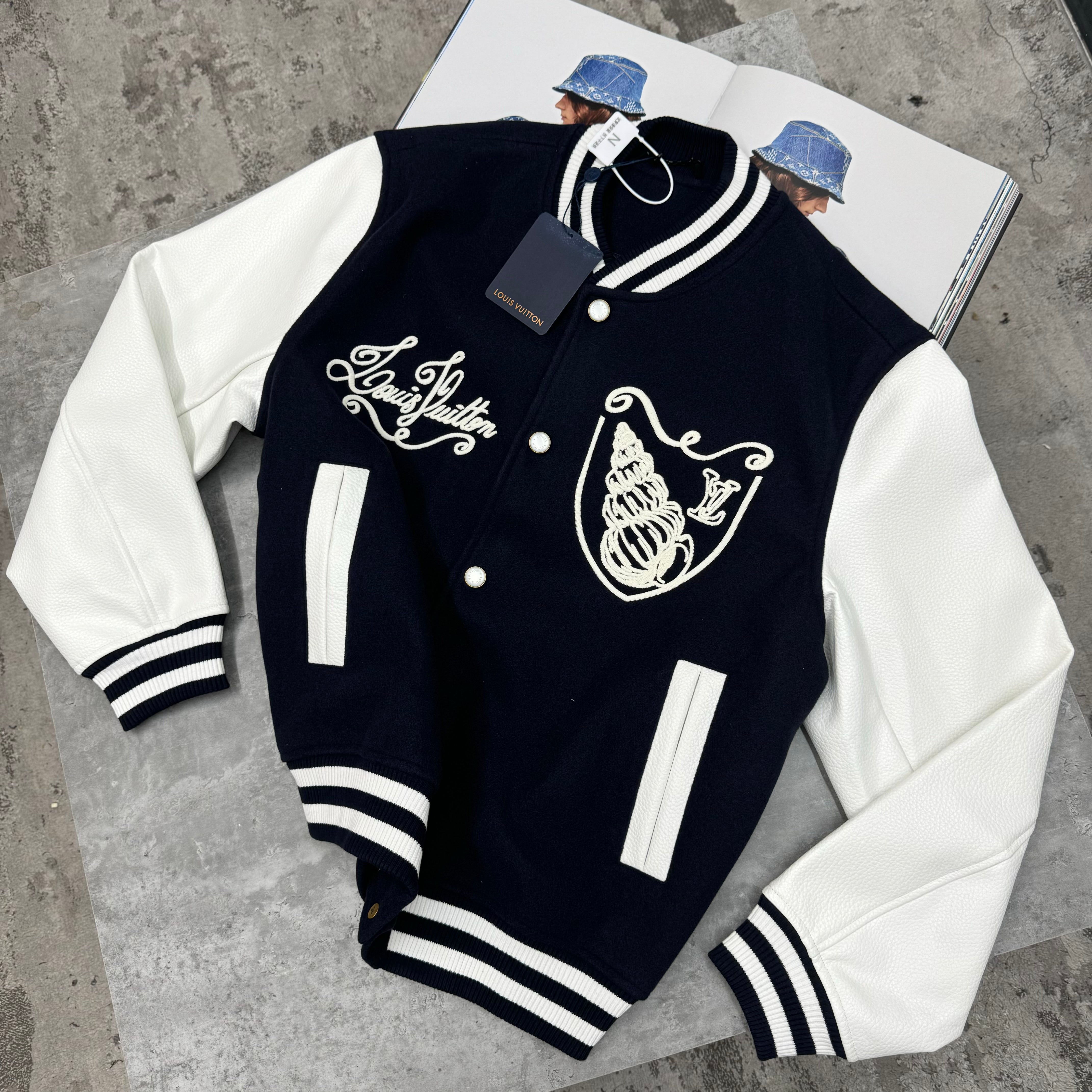 LVE - VARSITY JACKET - NAVY