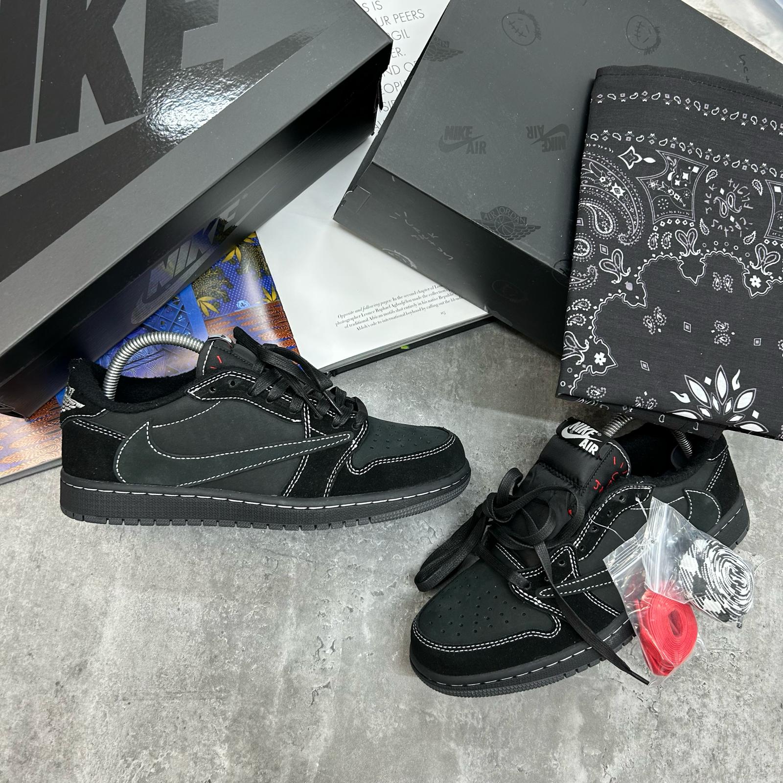 N X TS - AIR JORDAN 1 - PHANTOM BLACK (PRE-ORDER)