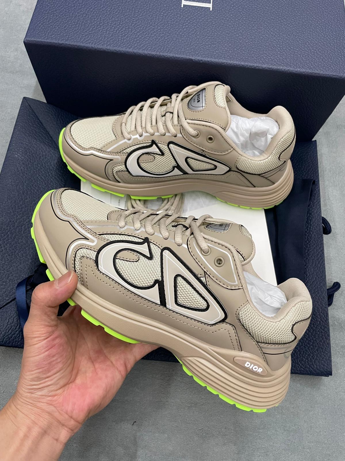 B30 - TRAINER - BEIGE/LIME (PRE-ORDER)