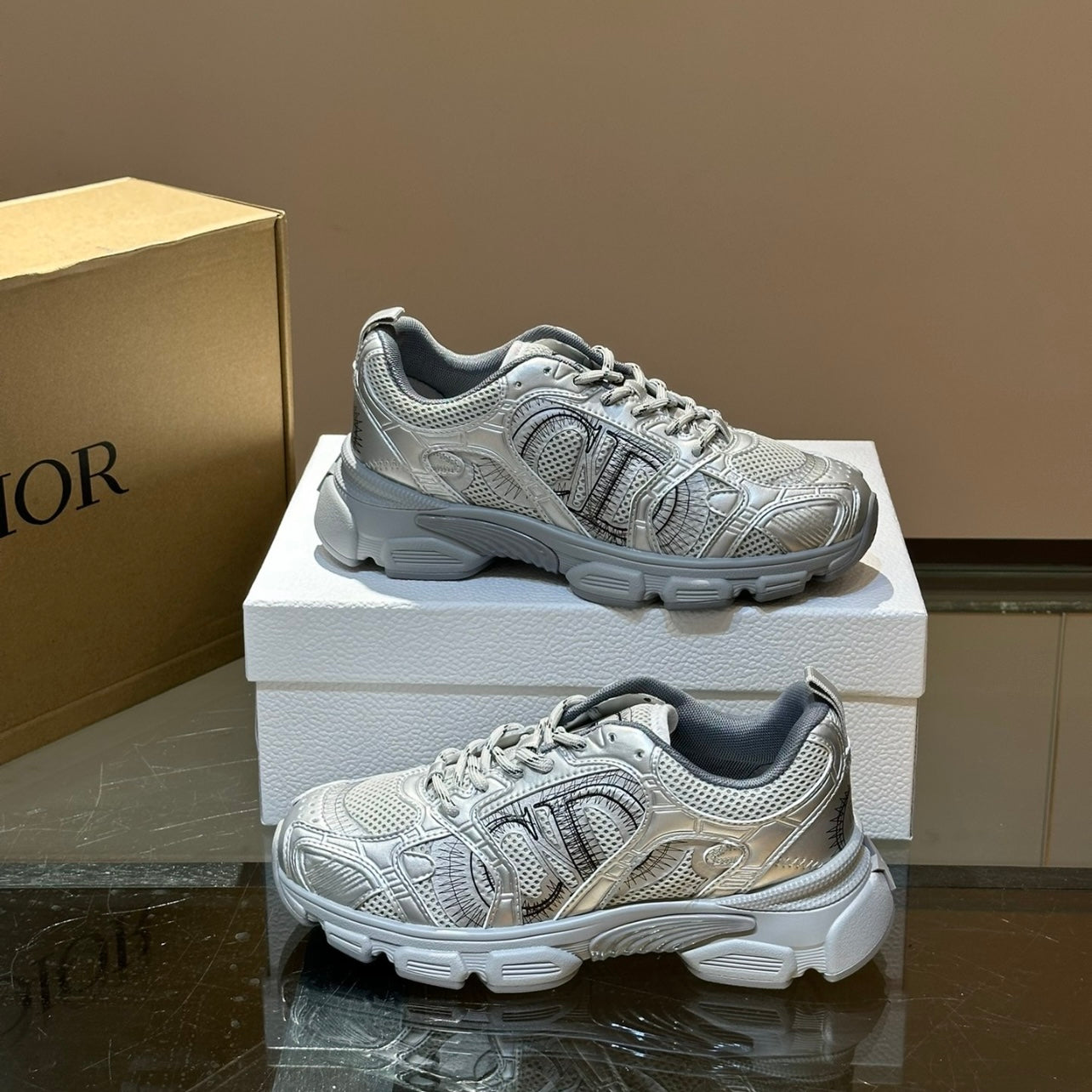 (PRE-ORDER) CD - CHRONO TRAINERS - SILVER