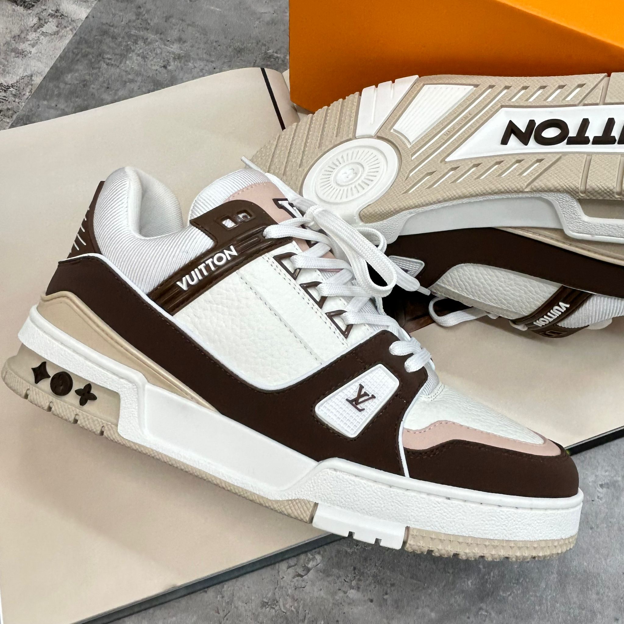 LVE - TRAINERS - BROWN/WHITE