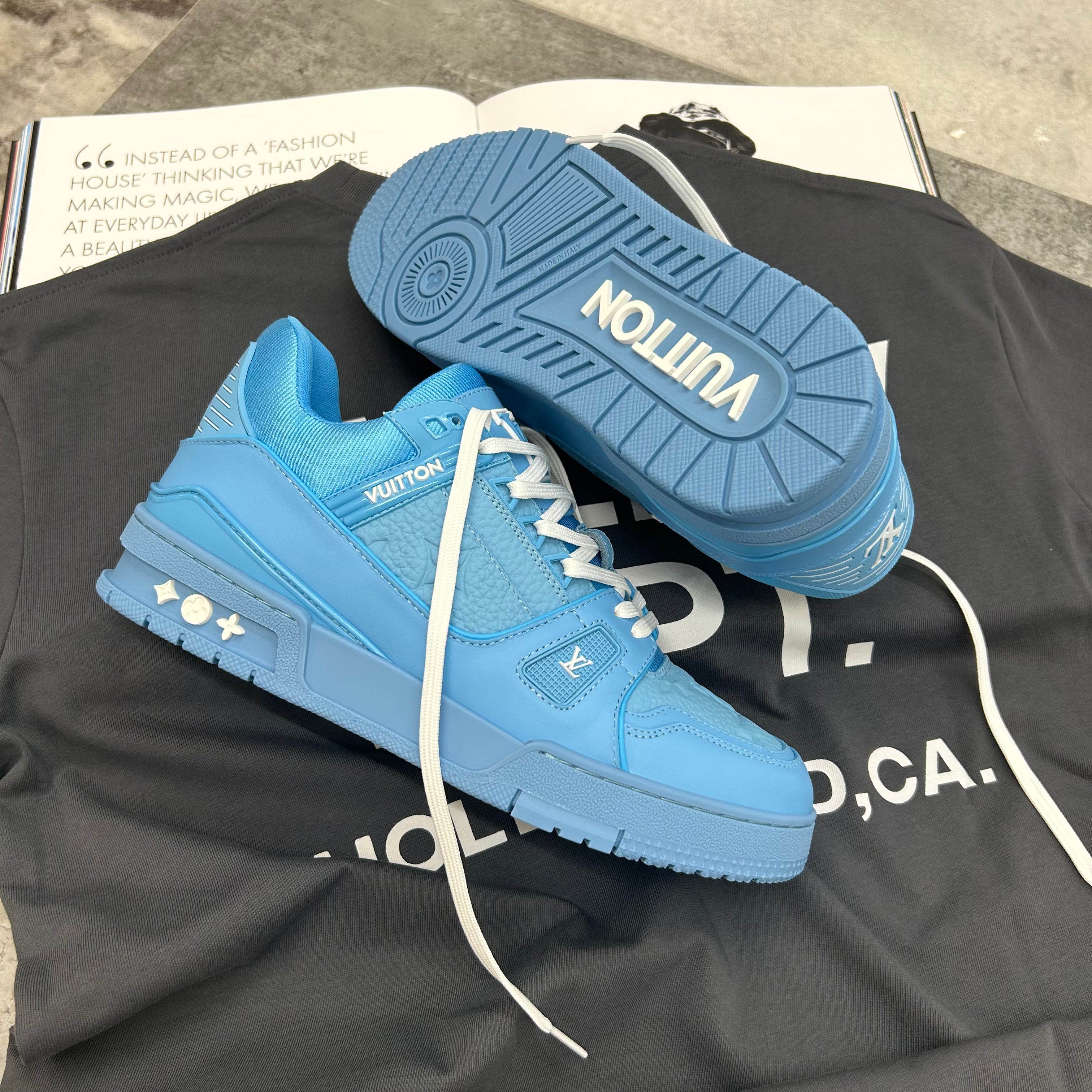 LVE - TRAINERS LIGHT BLUE (PRE-ORDER)