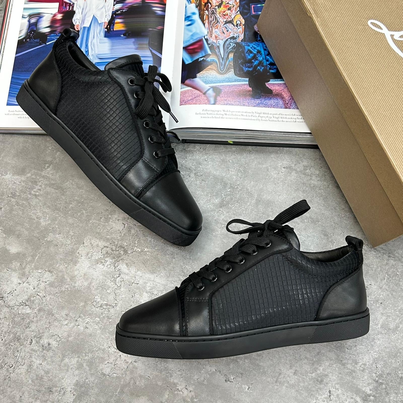 CL - TRAINER - BLACK (PRE-ORDER)